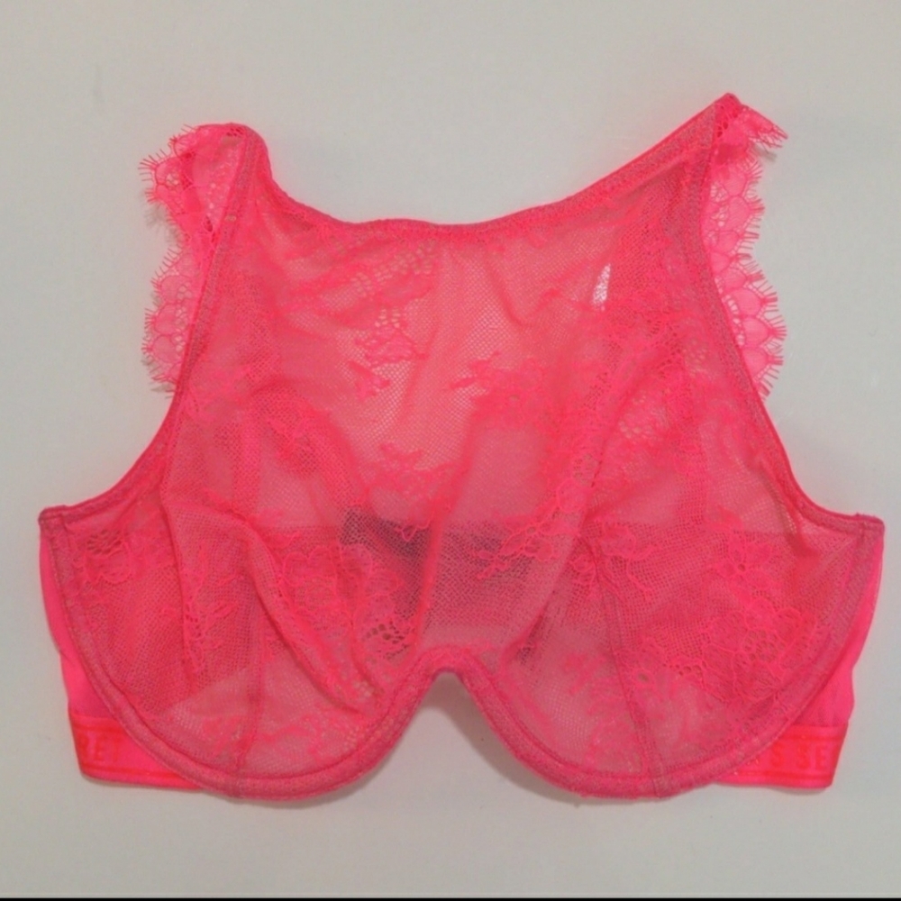 Victoria's Secret 32D High Neck Bra